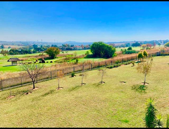 4 BEDROOM HOUSE FOR SALE IN RUIMSIG